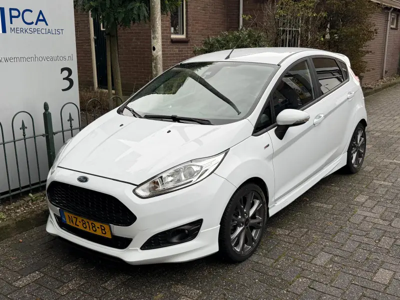 Ford Fiesta 1.0 EcoBoost ST Line 2017 leasen bij DreamLease: foto 1