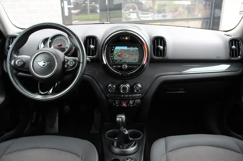 MINI Countryman Mini 1.5 2019 leasen bij DreamLease: foto 2