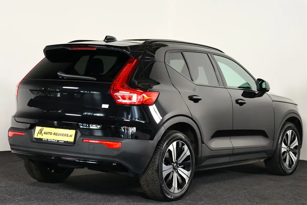 Volvo XC40 Recharge Ultimate 70 kWh: foto 2