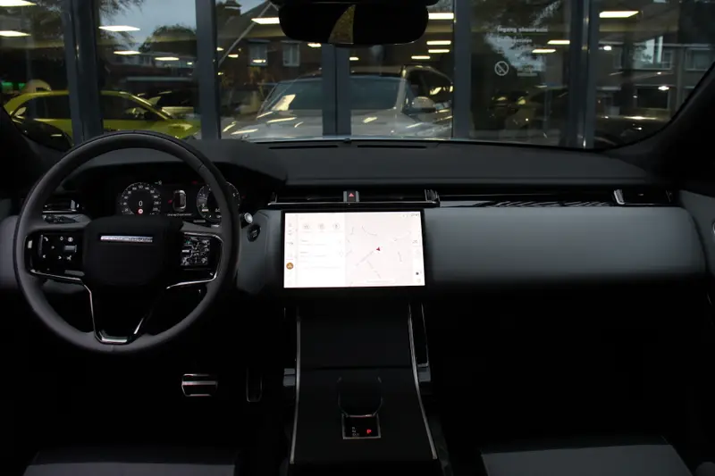 Land Rover Range Rover Velar 2.0 P400e AWD Autobiography PHEV BlackPack 2025 leasen bij DreamLease: foto 2