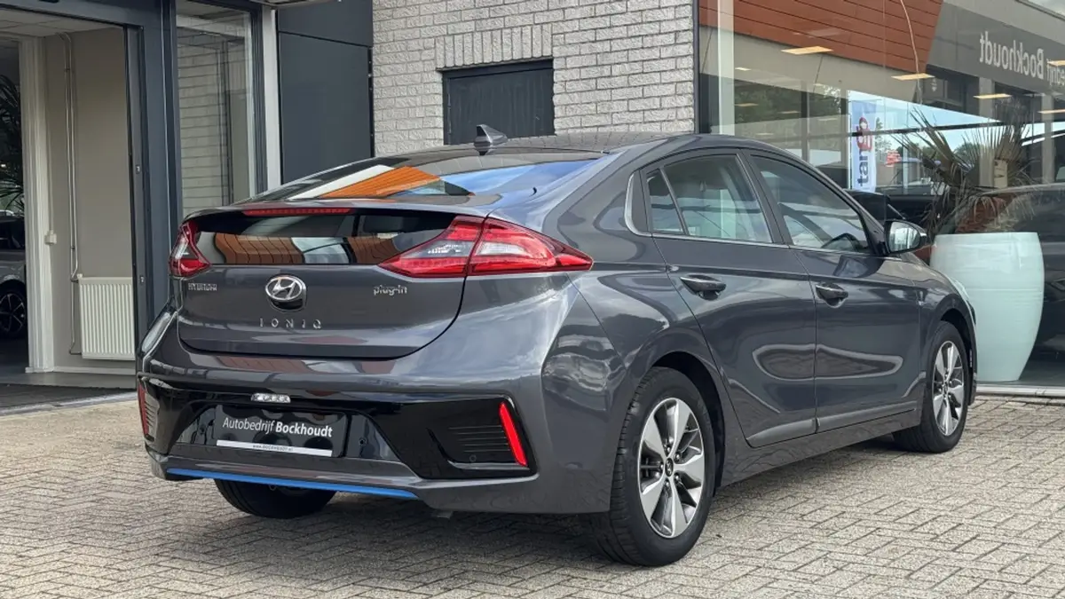 Hyundai IONIQ 1.6 GDi PHEV Premium | Navi | Camera | Leer: foto 2