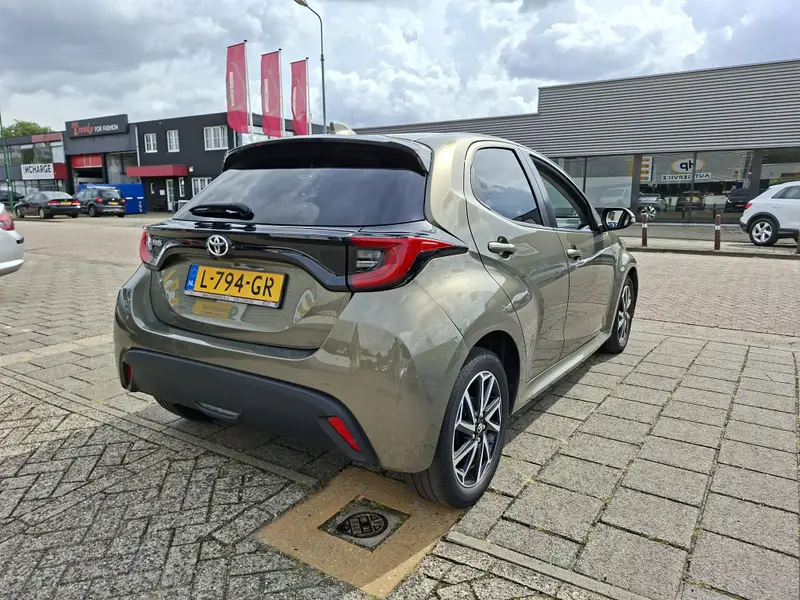 Toyota Yaris 1.5 VVT-i Style 2021 leasen bij DreamLease: foto 2