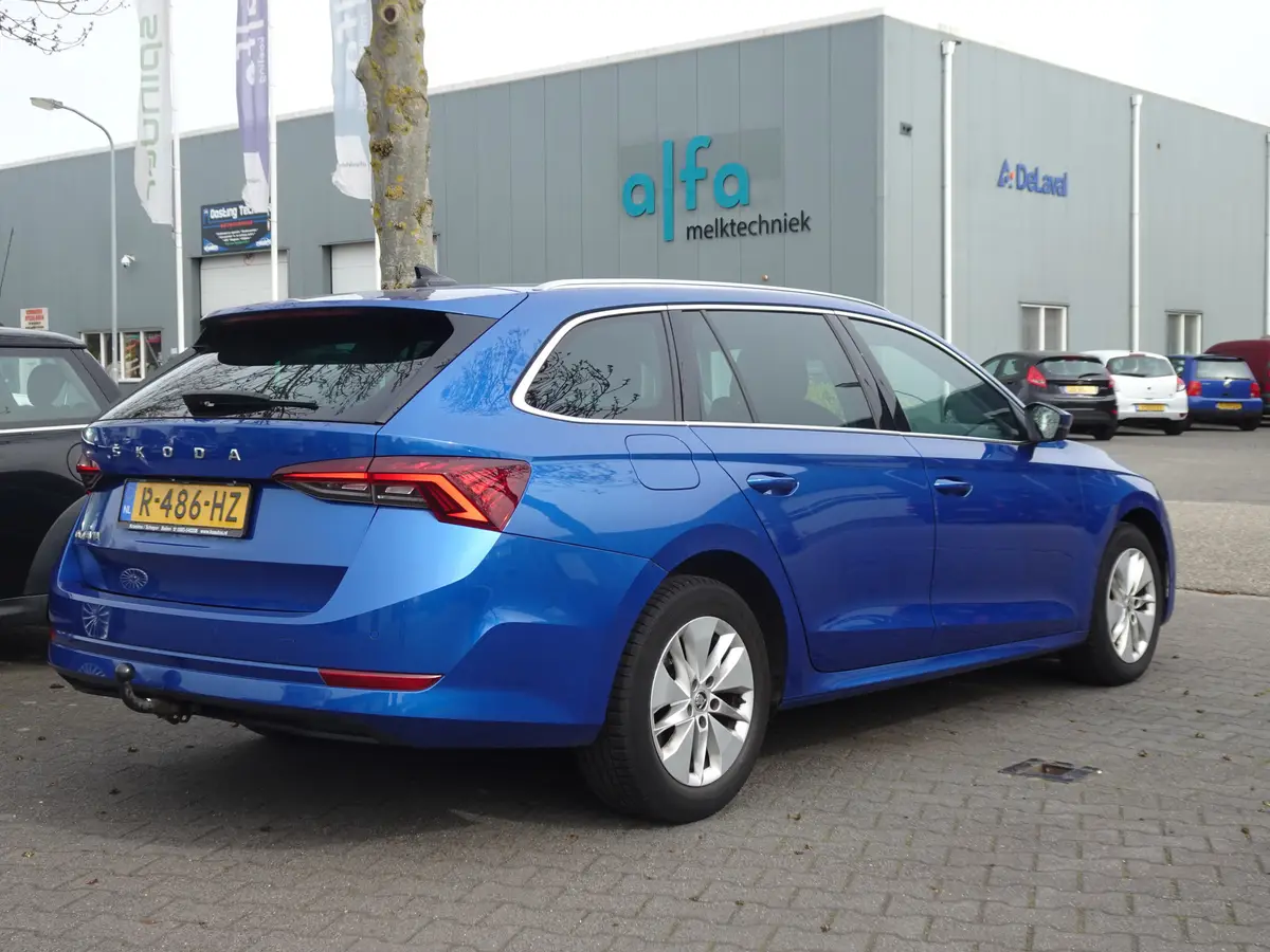 Škoda Octavia Combi 1.0 TSI Business Edition: foto 2