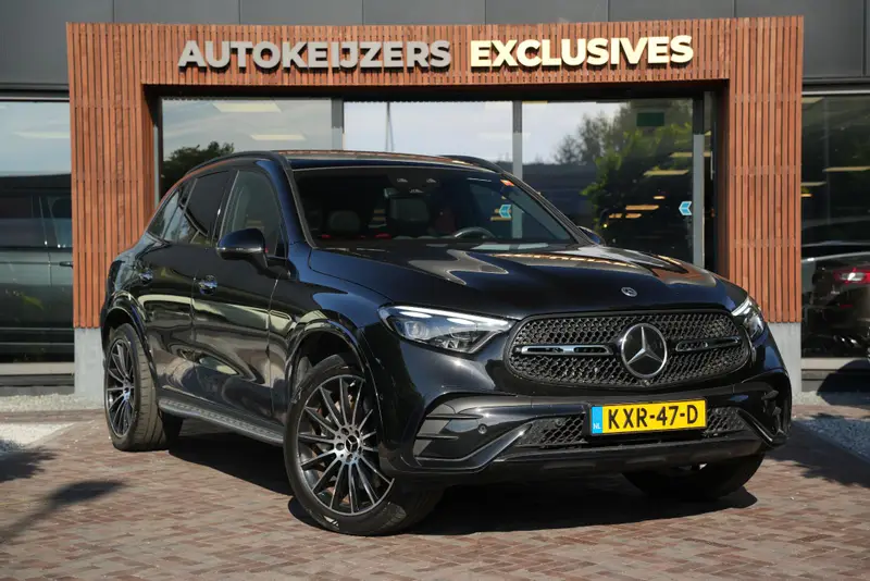 Mercedes-Benz GLC 400e 4MATIC AMG Line 2023 leasen bij DreamLease: foto 1