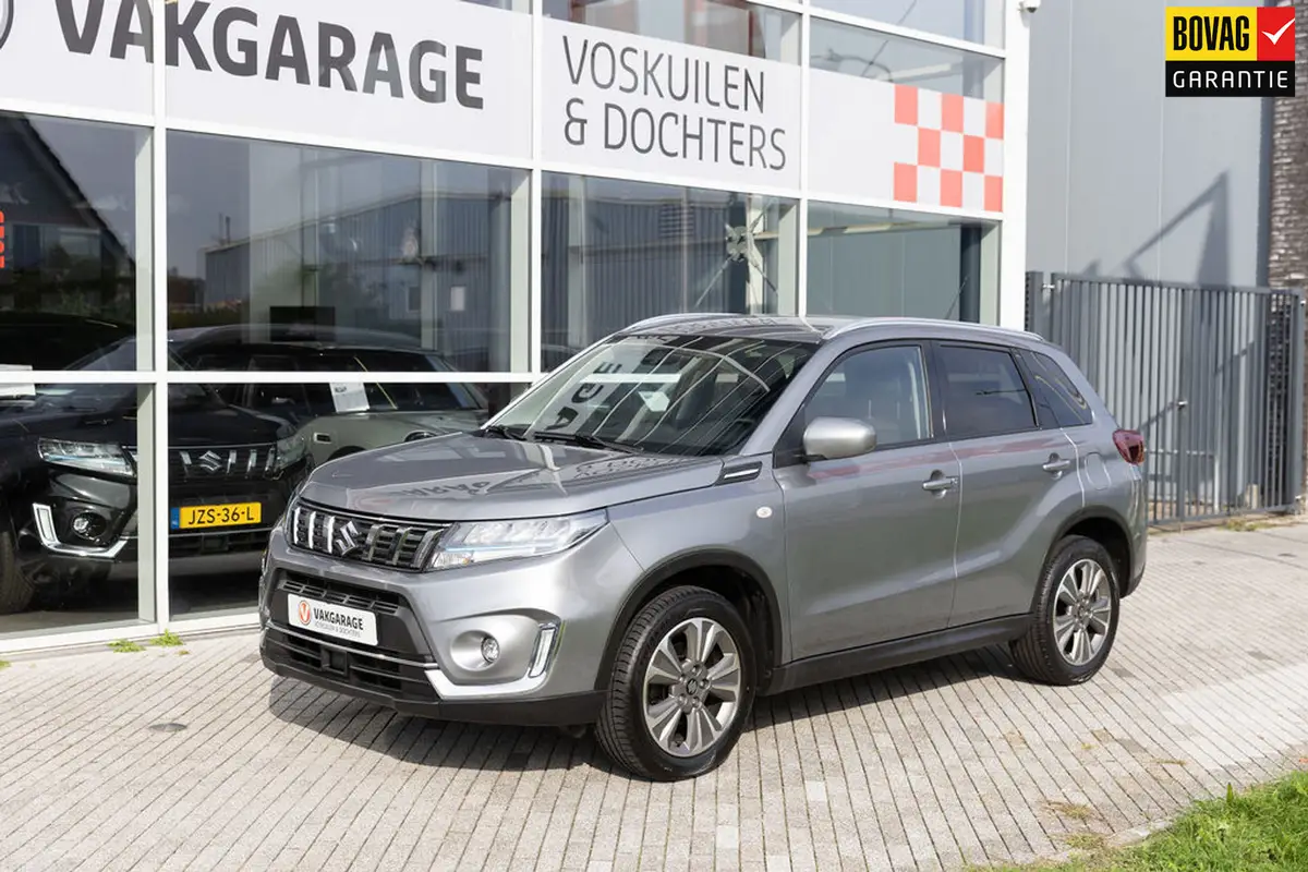 Suzuki Vitara 1.5 Hybrid Privilege Style: foto 1