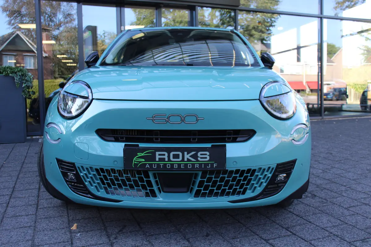 Fiat 600 1.2 Hybrid La Prima: foto 28