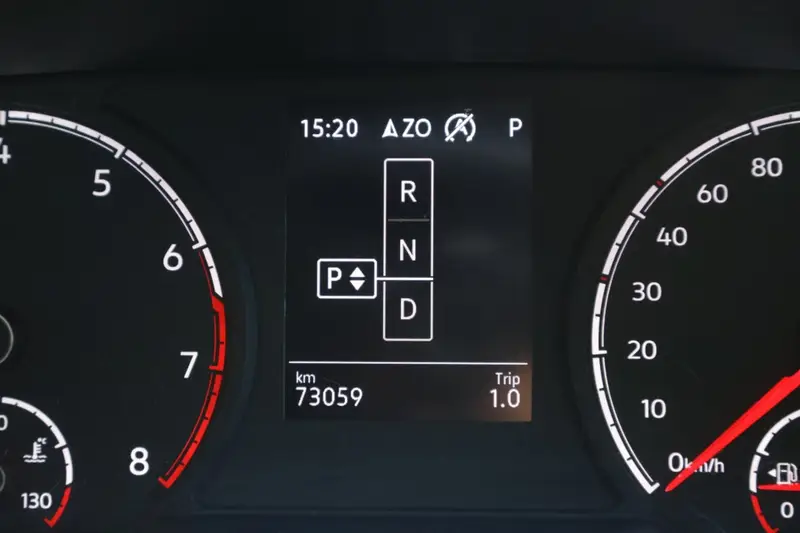 Volkswagen Caddy 1.5 TSI 115 PK DSG Park sens voor en achter / cruise control / Apple carplay 2023 leasen bij DreamLease: foto 2