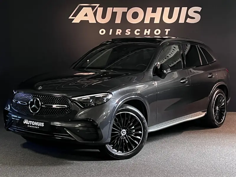 Mercedes-Benz GLC 400e 4MATIC AMG Line Pano/Airmatic/Massage/Memoryseats/360Camera/Burnmester/Stuurverwarming/Headup 2023 leasen bij DreamLease: foto 1