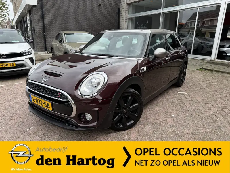 MINI Clubman 2.0 Cooper S Chili Serious Business 2018 leasen bij DreamLease: foto 1