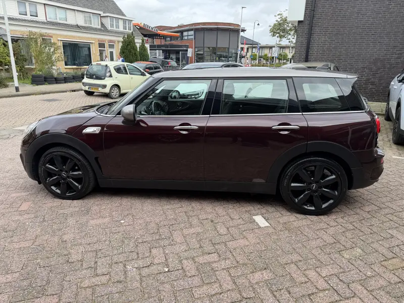 MINI Clubman 2.0 Cooper S Chili Serious Business 2018 leasen bij DreamLease: foto 2