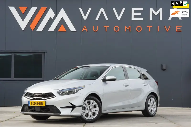 Kia Ceed 1.0 T-GDi DynamicLine 2023 Airco Clima Cruise control Camera 5 Deurs Hatchback 2023 leasen bij DreamLease: foto 1