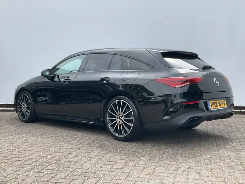 Mercedes-Benz CLA Shooting Brake 200 Premium Plus AMG Pano Carplay Stoelverw Uitstraling! 2022 leasen bij DreamLease: foto 2