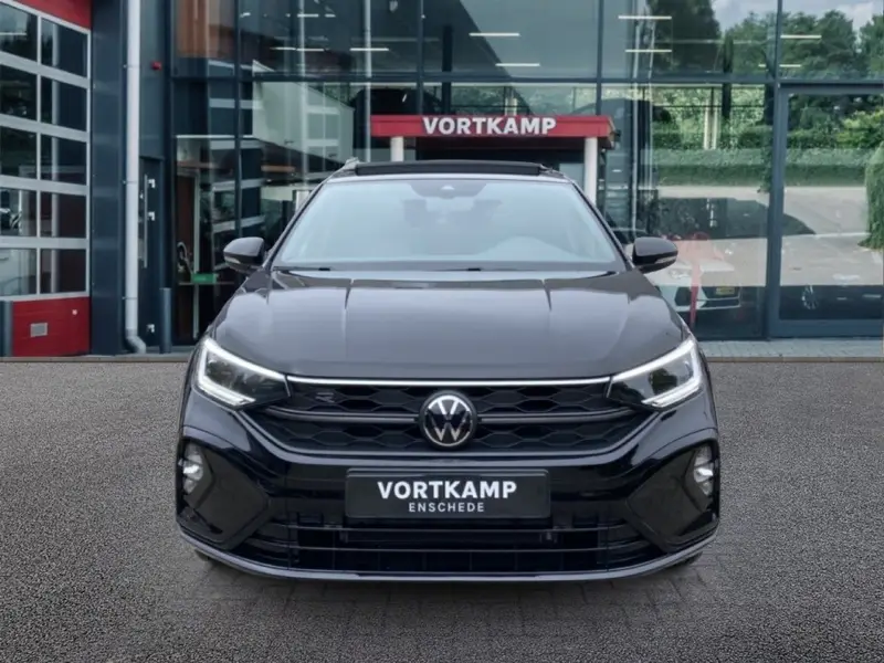 Volkswagen Taigo 1.5 TSI DSG R-LINE BLACK STYLE PANO-DAK/CAMERA/IQ/STOELVERW/CARPLAY 2026 leasen bij DreamLease: foto 2