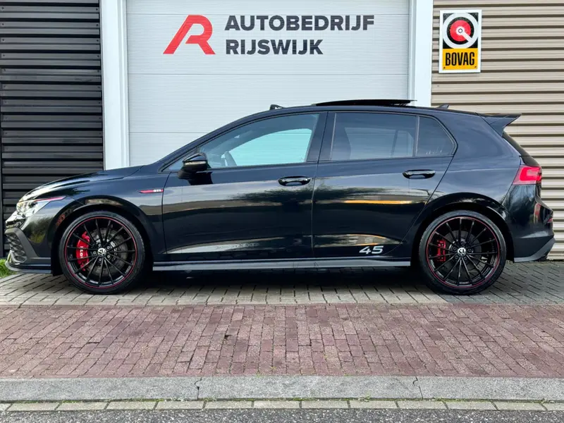 Volkswagen Golf 2.0 TSI Clubsport 45 Akra/Leer/HUD/H&K 2022 leasen bij DreamLease: foto 2