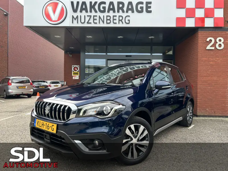Suzuki S-Cross 1.4 Boosterjet Style Smart Hybrid // FULL LED // LEDER // PANO/SCHUIFKANTELDAK // ADAPTIVE CRUISE // NAVI + CARPLAY // CAMERA 2021 leasen bij DreamLease: foto 1