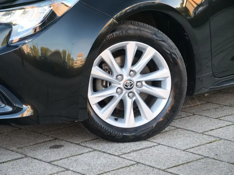 Toyota Corolla Touring Sports 1.8 Hybrid 140pk CVT Active 2025 leasen bij DreamLease: foto 2