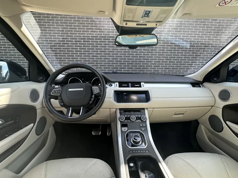 Land Rover Range Rover Evoque 2.0 Si4 Autobiography 2018 leasen bij DreamLease: foto 2