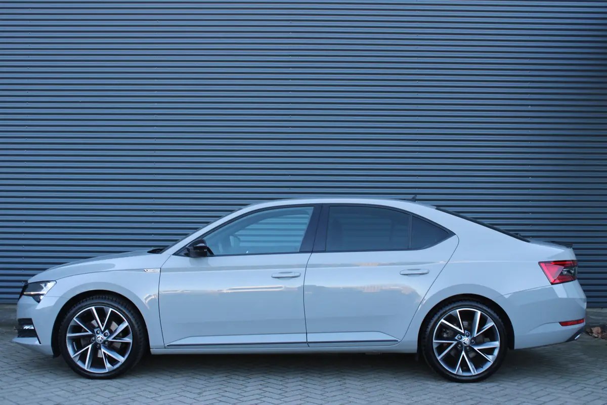 Škoda Superb 1.4 TSI iV Sportline Business Full-LED Carplay Virtual Cockpit Elek-trekhaak: foto 2