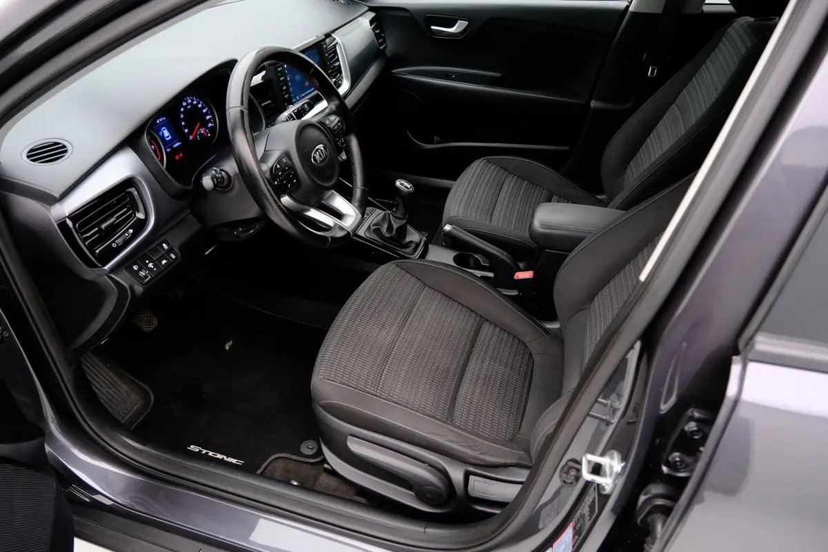 Kia Stonic 1.0 T-GDi DynamicLine CarPlay|Cam|Clima|Navi|LMV: foto 2