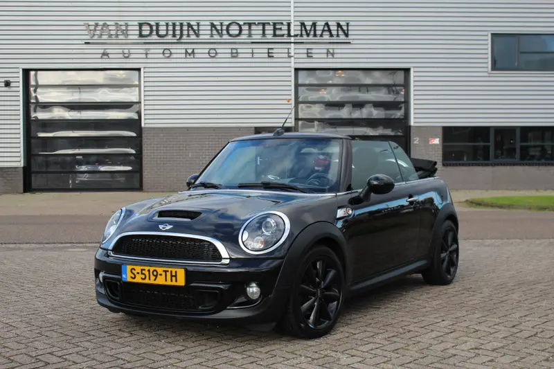 MINI Cooper S Cabrio Mini 1.6 Chili 2013 leasen bij DreamLease: foto 1