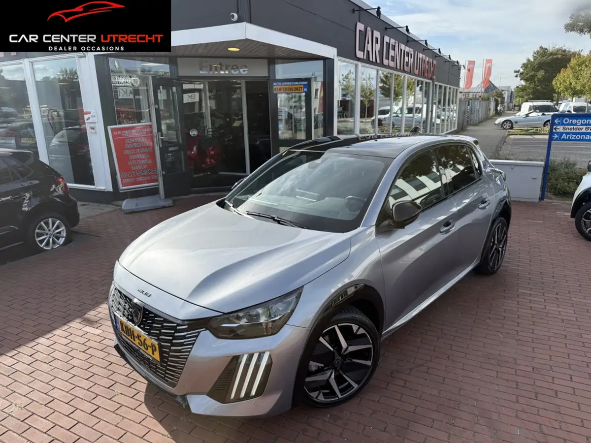 Peugeot 208 1.2 Hybr e-DCS6 GT pano automaat Apple Carplay: foto 1