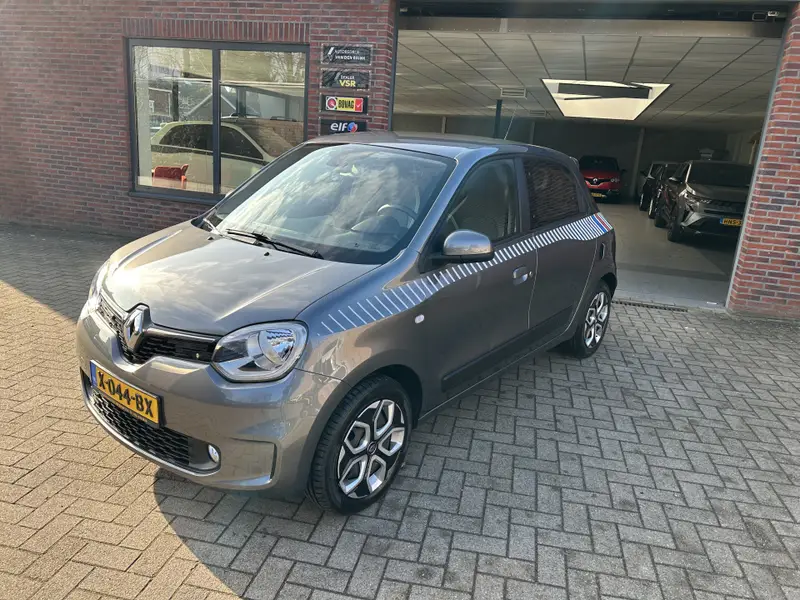Renault Twingo 1.0 SCe Intens 2019 leasen bij DreamLease: foto 1