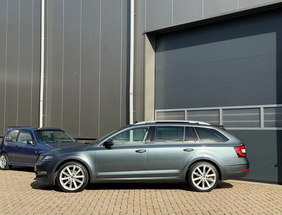 Škoda Octavia Combi 1.0 TSI Greentech Style Business bj.2018 Pano|Navi|Carplay|Pdc|Nap.: foto 2