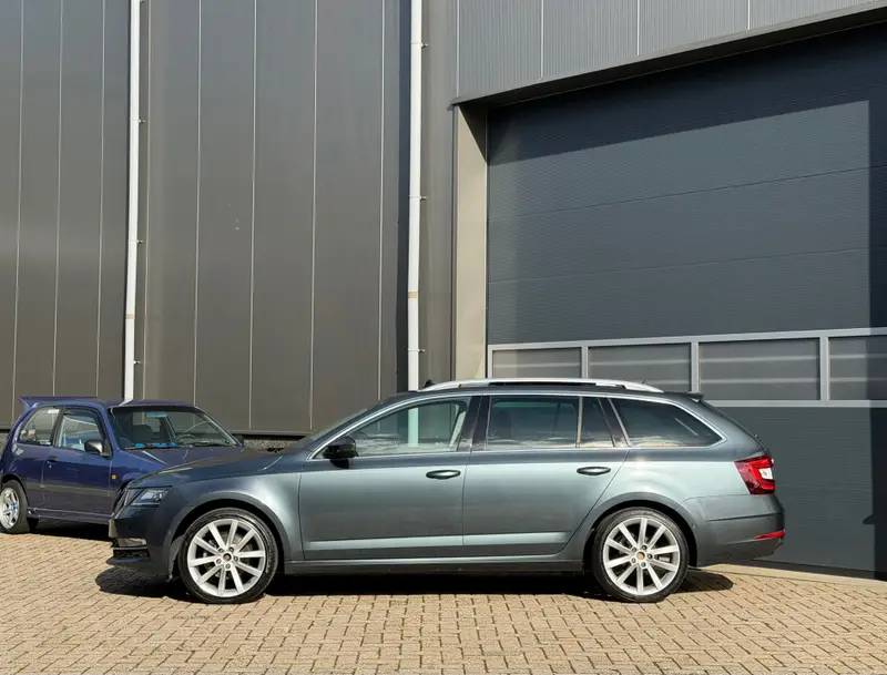 Škoda Octavia Combi 1.0 TSI Greentech Style Business bj.2018 Pano|Navi|Carplay|Pdc|Nap. 2018 leasen bij DreamLease: foto 2