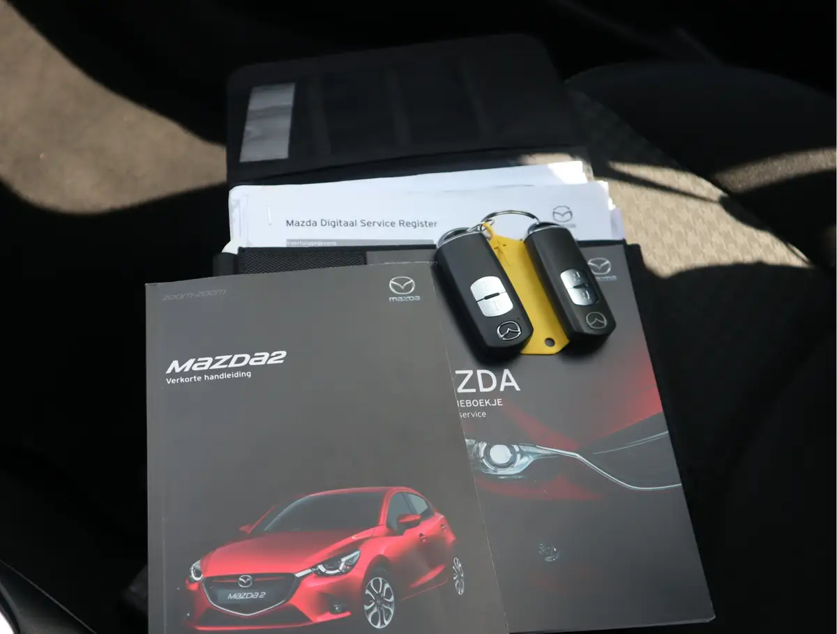 Mazda 2 1.5 Skyactiv-G Dynamic+: foto 45