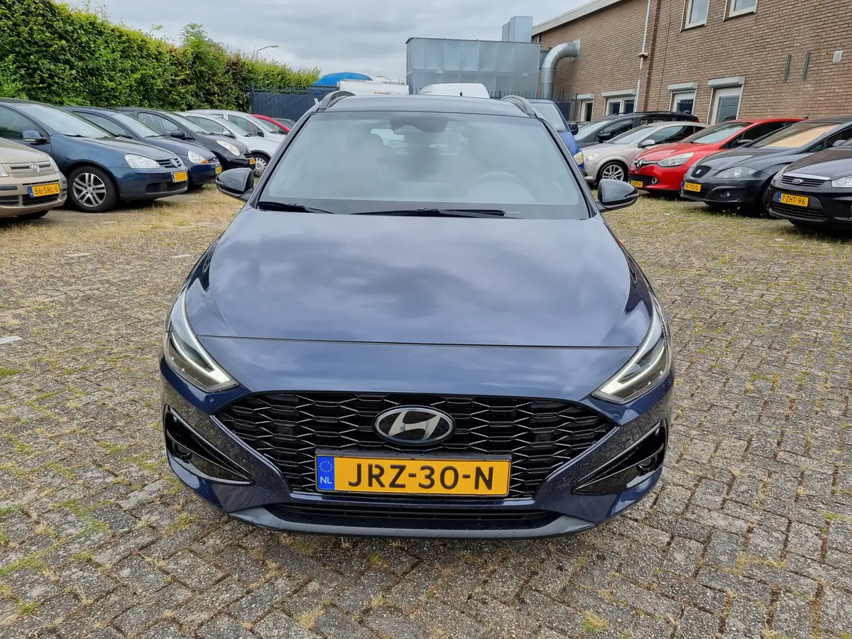 Hyundai i30 Wagon 1.0 T-GDi MHEV Comfort: foto 2