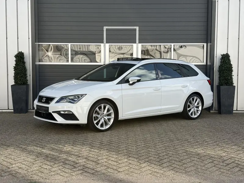 SEAT Leon ST 1.4 EcoTSI FR Business Intense 2018 leasen bij DreamLease: foto 2