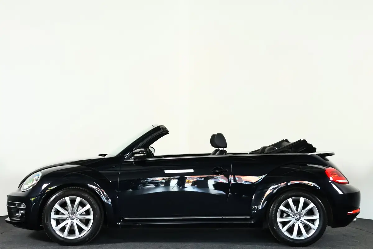 Volkswagen Beetle Cabriolet 1.4 TSI Design BlueMotion: foto 31
