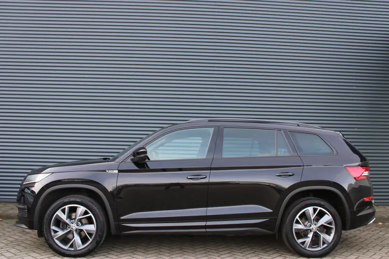 Škoda Kodiaq 1.5 TSI Sportline Panoramadak Leer/Alcantara Elektr.-Trekhaak Camera 2021 leasen bij DreamLease: foto 2
