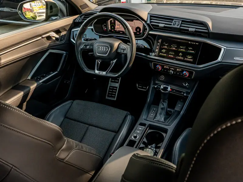 Audi Q3 Sportback 45 TFSI e S Edition 2024 leasen bij DreamLease: foto 2
