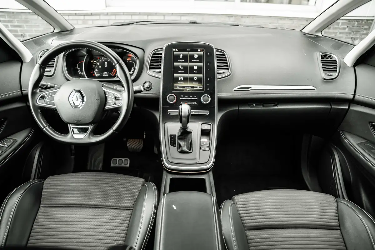 Renault Scénic 1.3 TCe Intens: foto 2