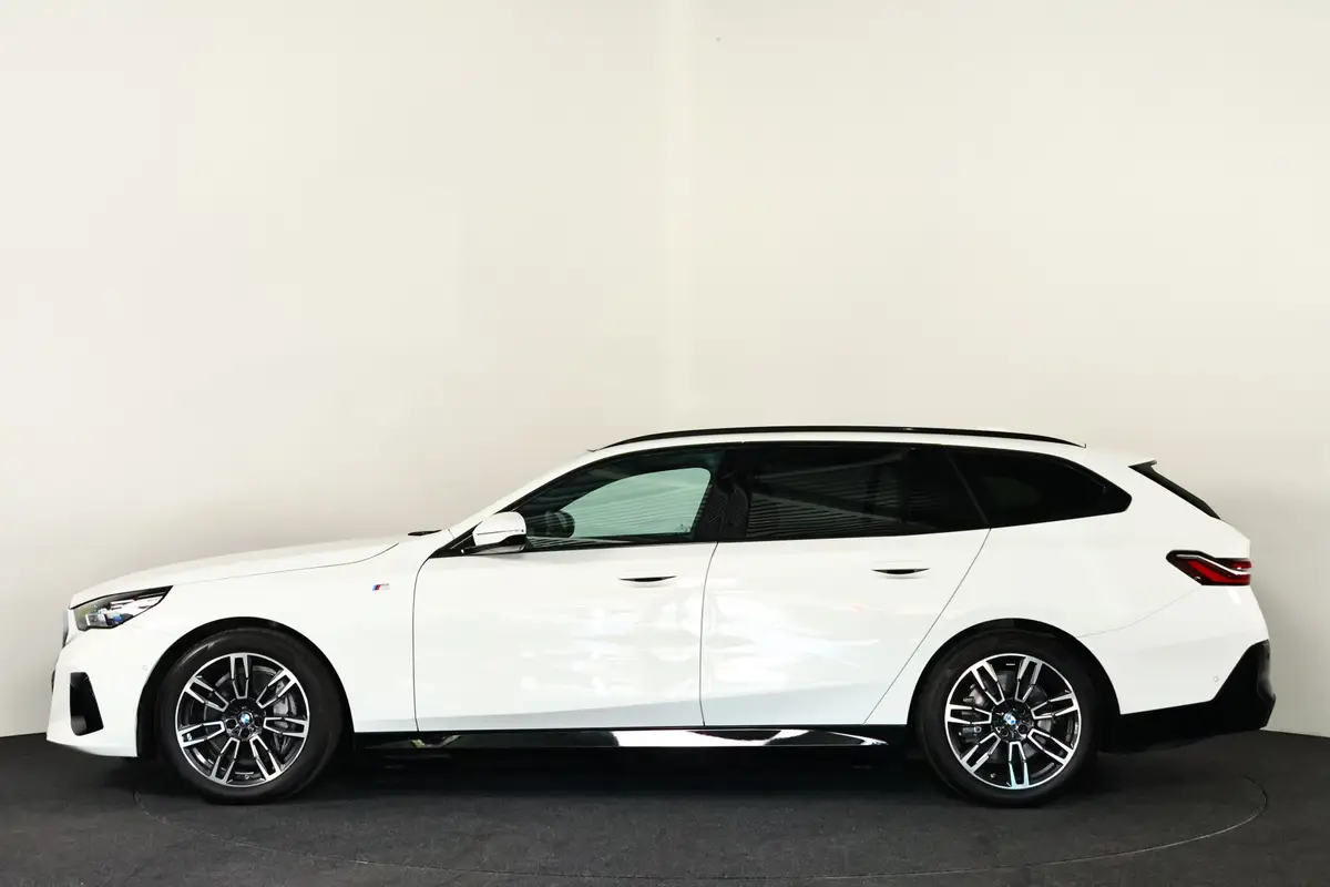 BMW i5 eDrive40 M Sport 84 kWh: foto 34