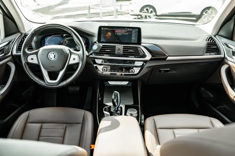 BMW iX3 Executive 80 kWh | Pano dak | Camera | Tabacco leder | ACC | SOH 98% 2021 leasen bij DreamLease: foto 2