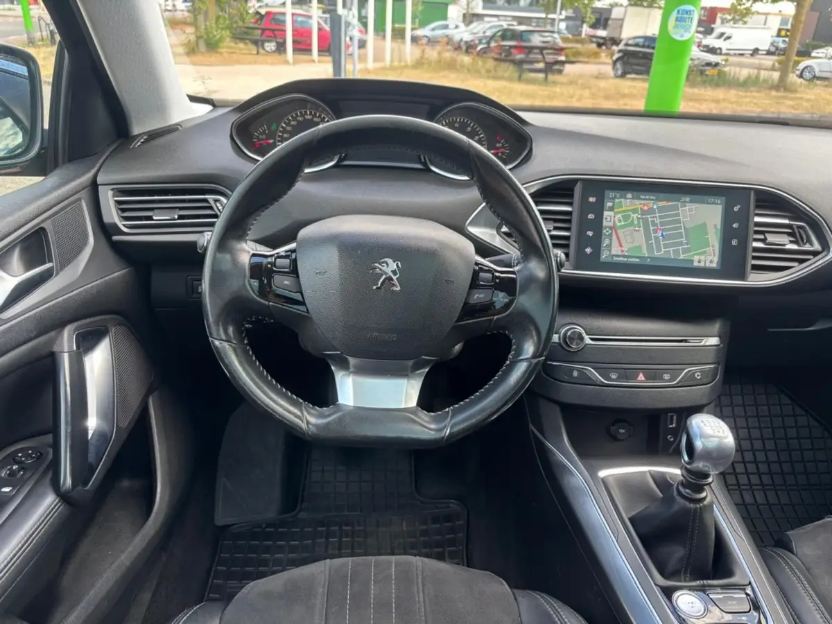 Peugeot 308 SW 1.2 e-THP Première pano trekhaak navi airco: foto 2