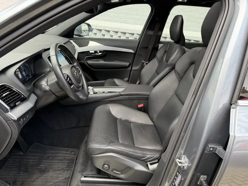 Volvo XC90 2.0 T8 Twin Engine AWD Momentum 7P Panorama dak Trekhaak 2019 leasen bij DreamLease: foto 2
