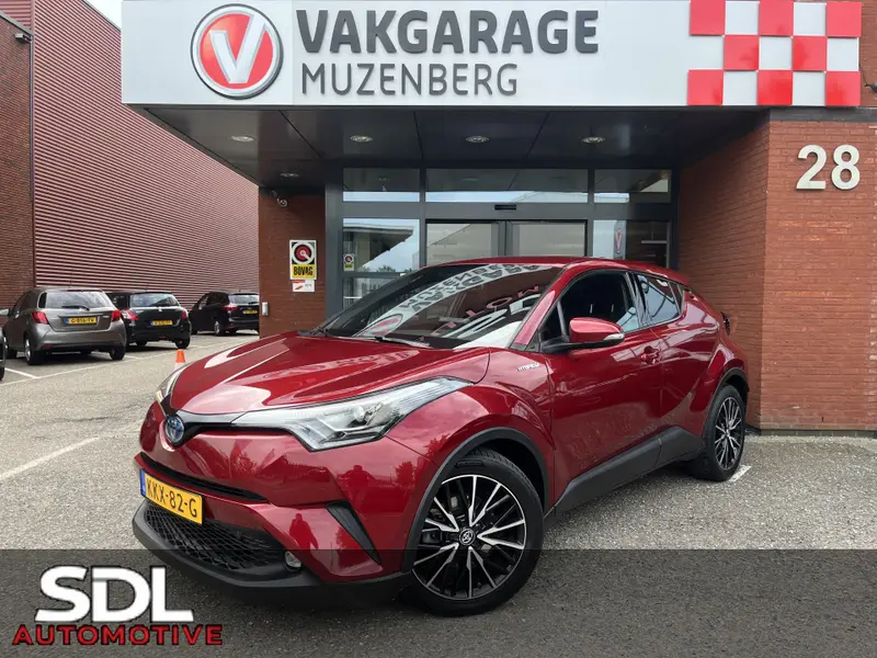 Toyota C-HR 1.8 Hybrid Executive // LED KOPLAMPEN // NAVI // CAMERA // ADAPTIVE CRUISE // STOELVERWARMING // CLIMA // 2018 leasen bij DreamLease: foto 1