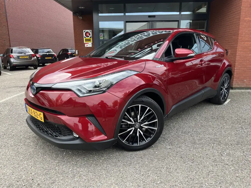 Toyota C-HR 1.8 Hybrid Executive // LED KOPLAMPEN // NAVI // CAMERA // ADAPTIVE CRUISE // STOELVERWARMING // CLIMA // 2018 leasen bij DreamLease: foto 2