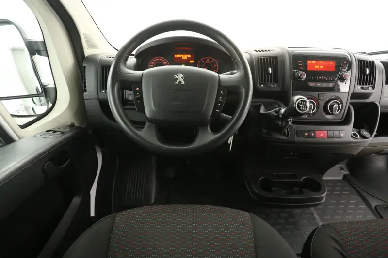 Peugeot Boxer 2.2 BlueHDI 140PK L2H2 2021 leasen bij DreamLease: foto 2