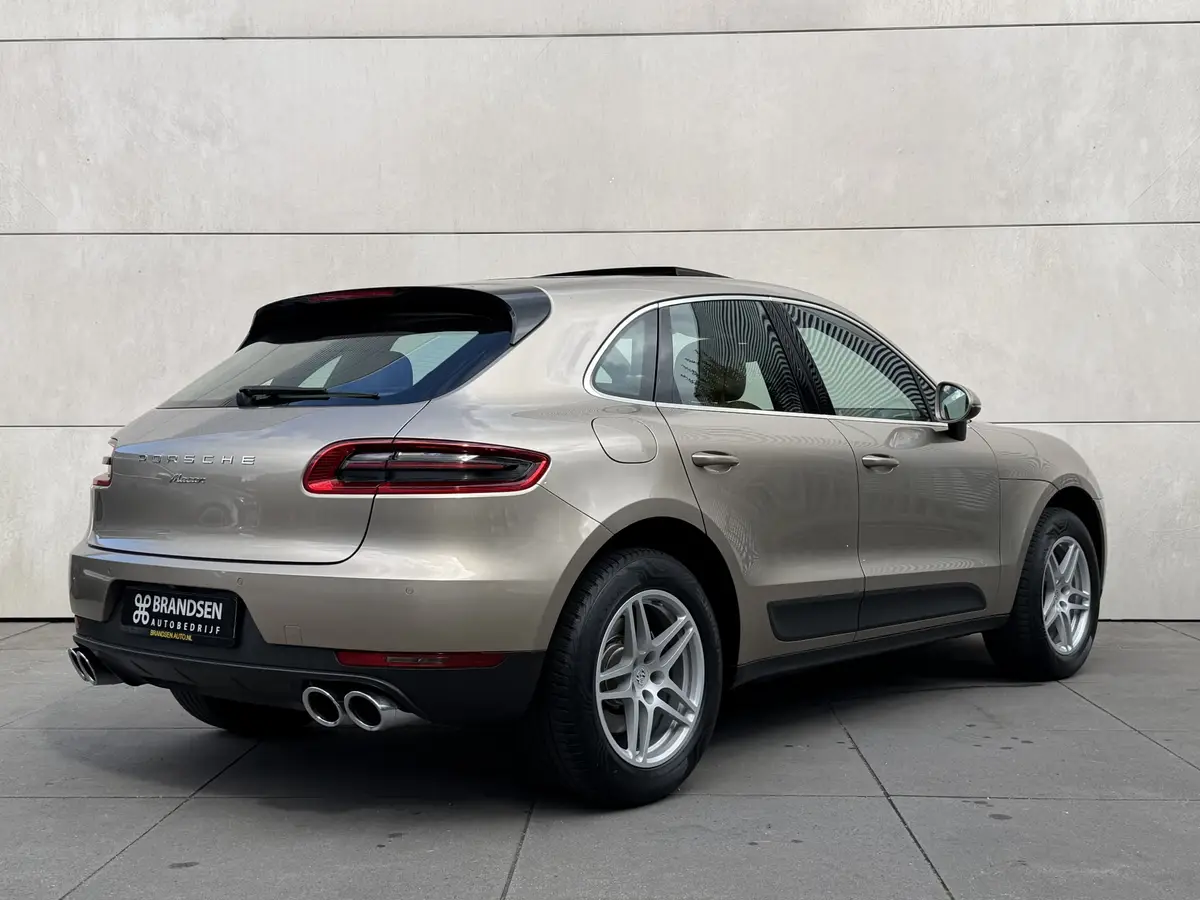 Porsche Macan 2.0: foto 2