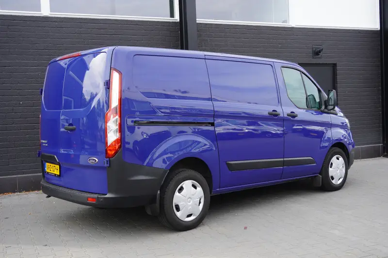 Ford Transit Custom 2.0 TDCI 130PK AUTOMAAT EURO 6 2022 leasen bij DreamLease: foto 2