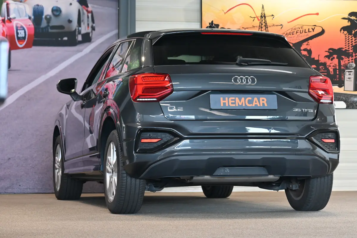 Audi Q2 35 TFSI Business Edition: foto 19
