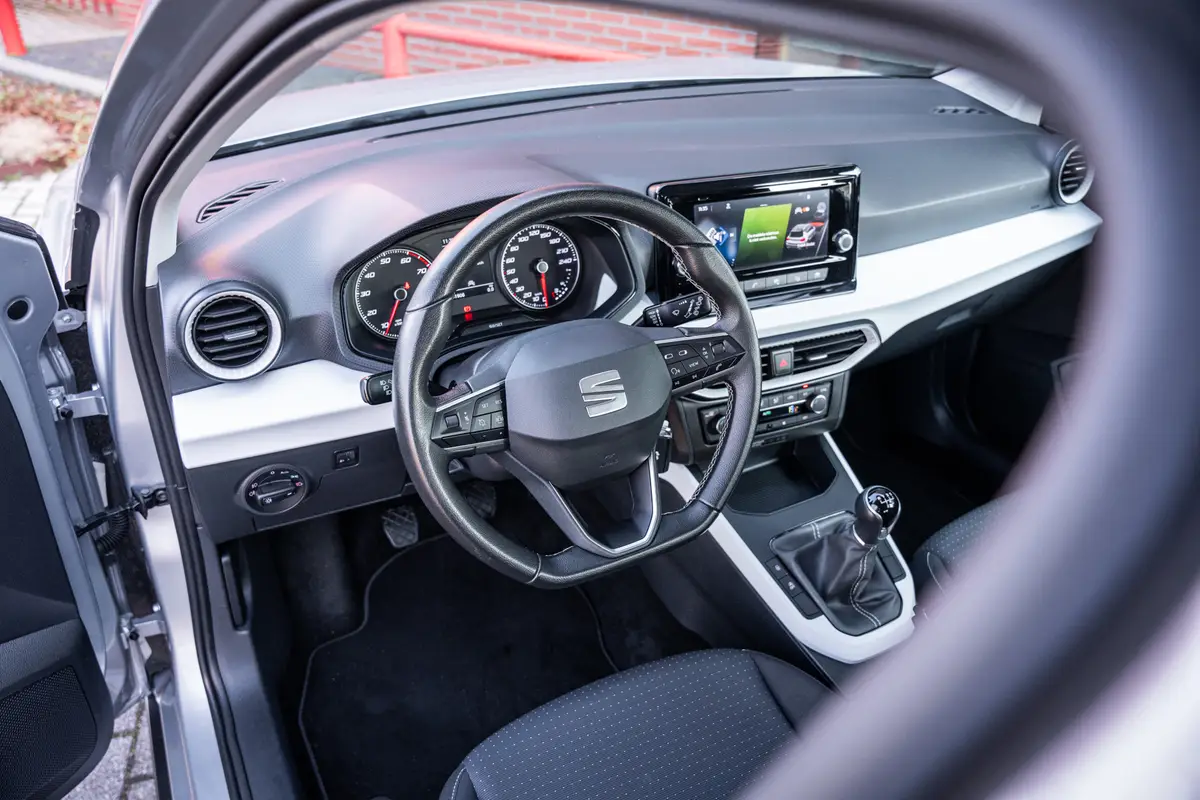 SEAT Arona 1.0 TSI Style | Camera | App-connect | Parkeerhulp | Cruise control | LED | DAB+ |: foto 2