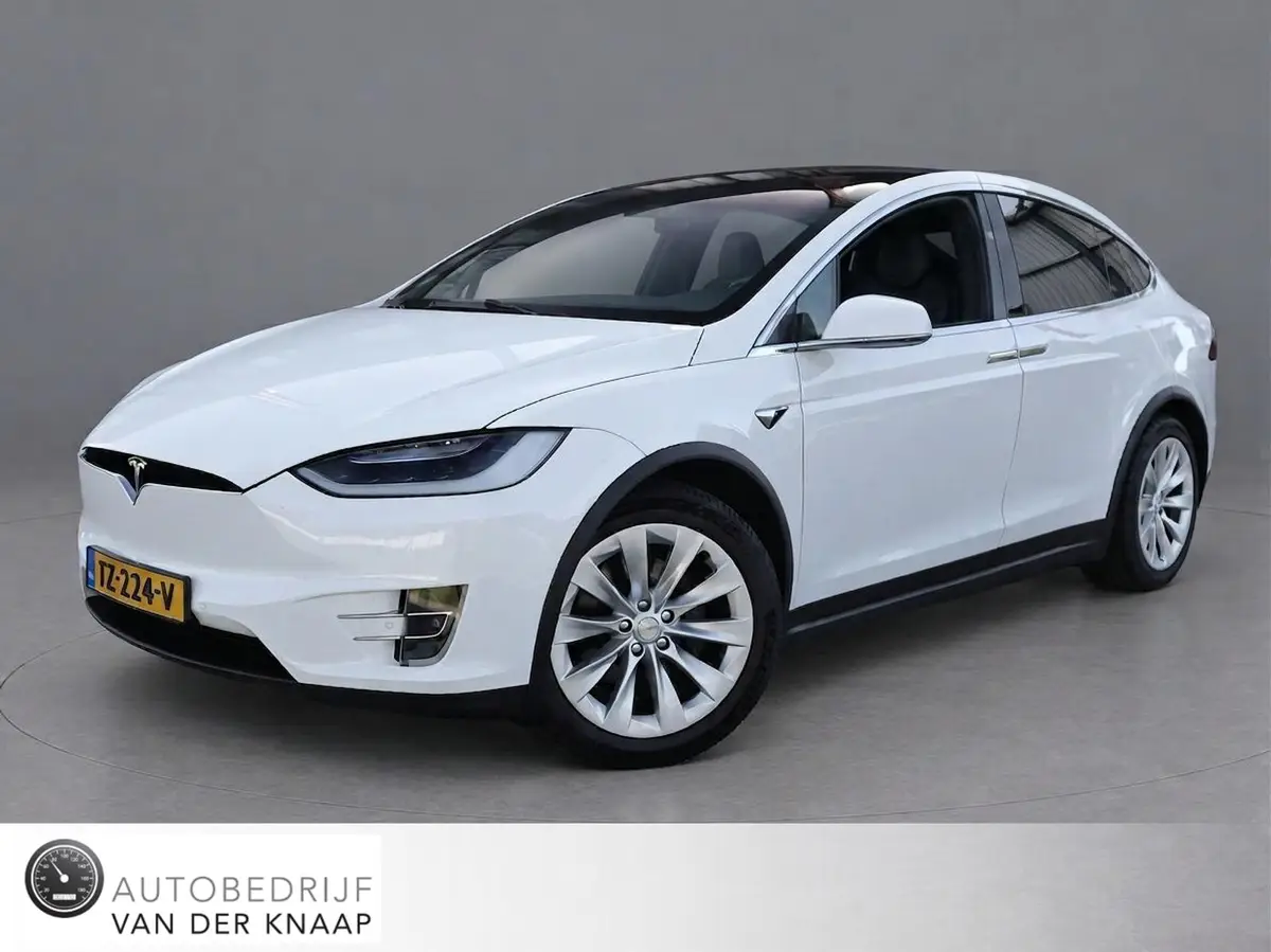 Tesla Model X 100D: foto 1