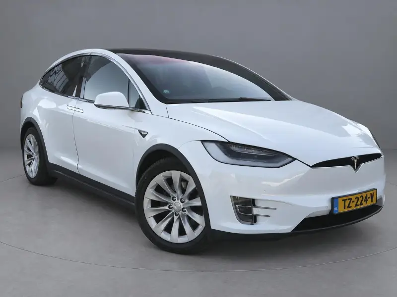 Tesla Model X 100D 2018 leasen bij DreamLease: foto 2