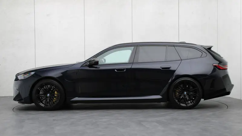 BMW M5 Touring 2025 leasen bij DreamLease: foto 2