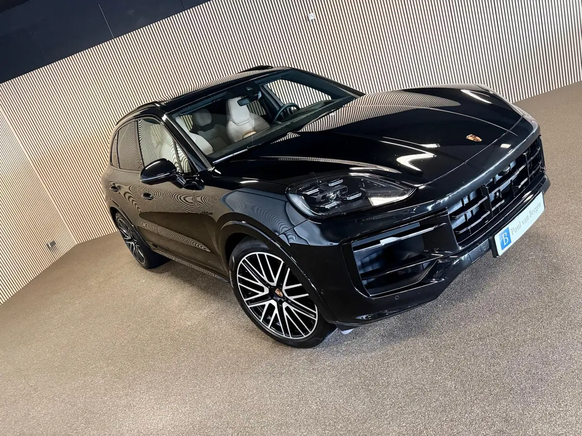 Porsche Cayenne 3.0 E-Hybrid SPORT DESIGN-PANORAMA-LUCHTV.-STOELEN 18 VOUDIG-NPR. € 154.306-NL AUTO-BTW: foto 2